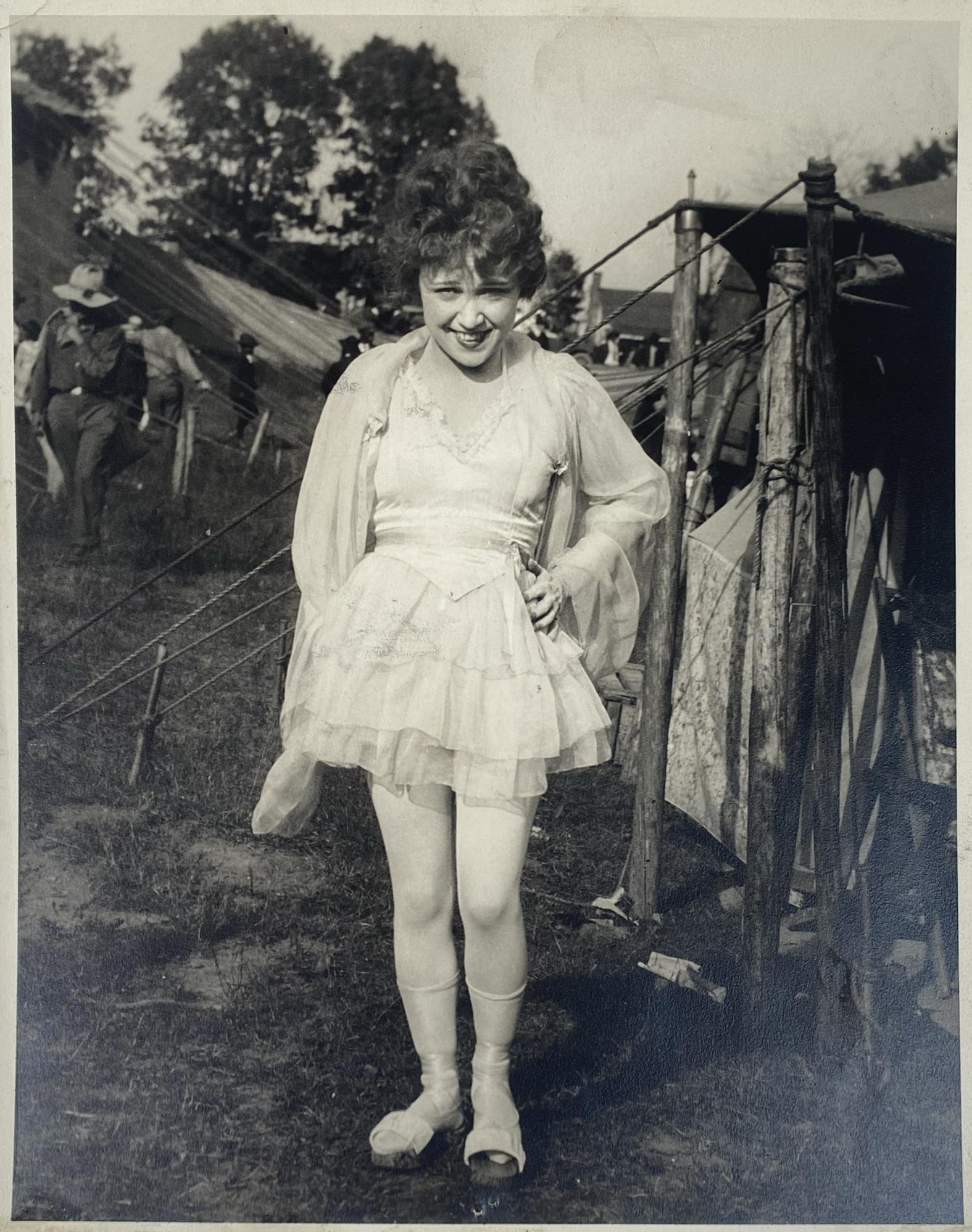 LILLIAN LEITZEL PHOTOGRAPH (1 of 1)