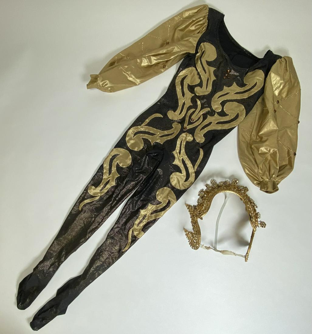 CIRCUS PERFORMER WARDROBE (1 of 1)