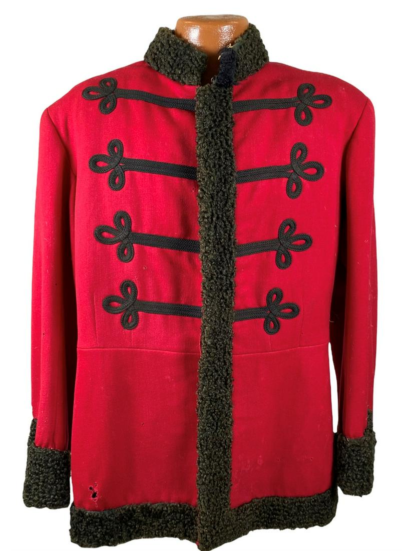 ARVEL ALLREAD ELEPHANT PARADE JACKET: ROBINSON BROS. CIRCUS, C.1950. WORN WHILE PARADING "SUSIE" THE ELEPHANT. WESTERN COSTUME CO. - HOLLYWOOD LABEL. SIZE L.