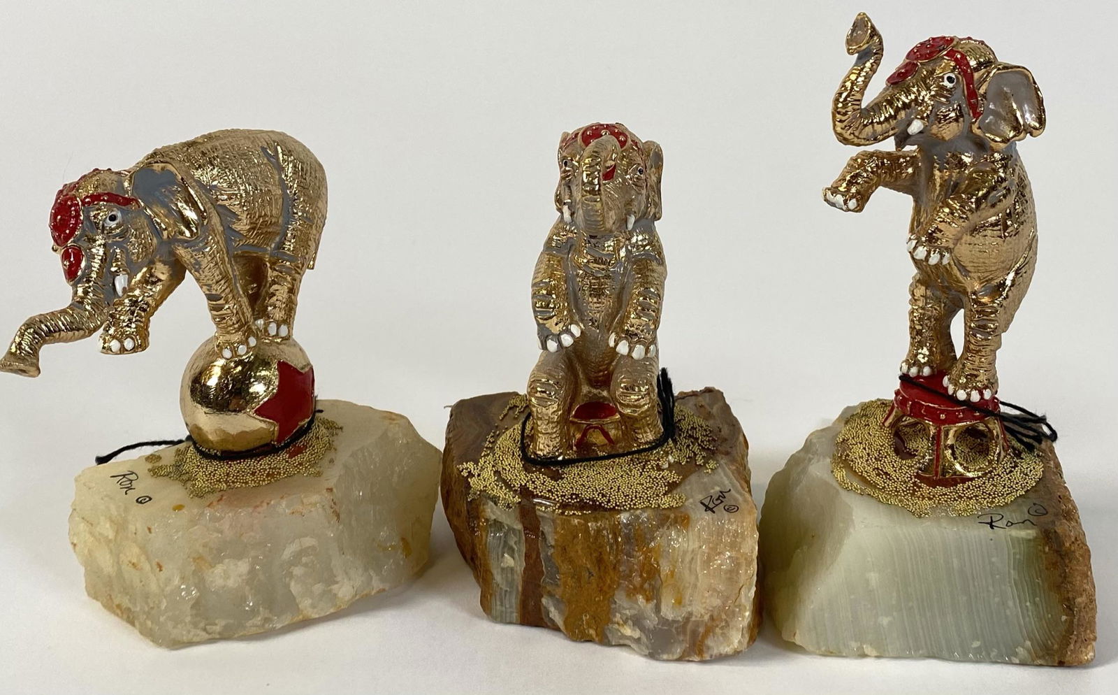 RON LEE CLOWN SCULPTURES (1 of 2)