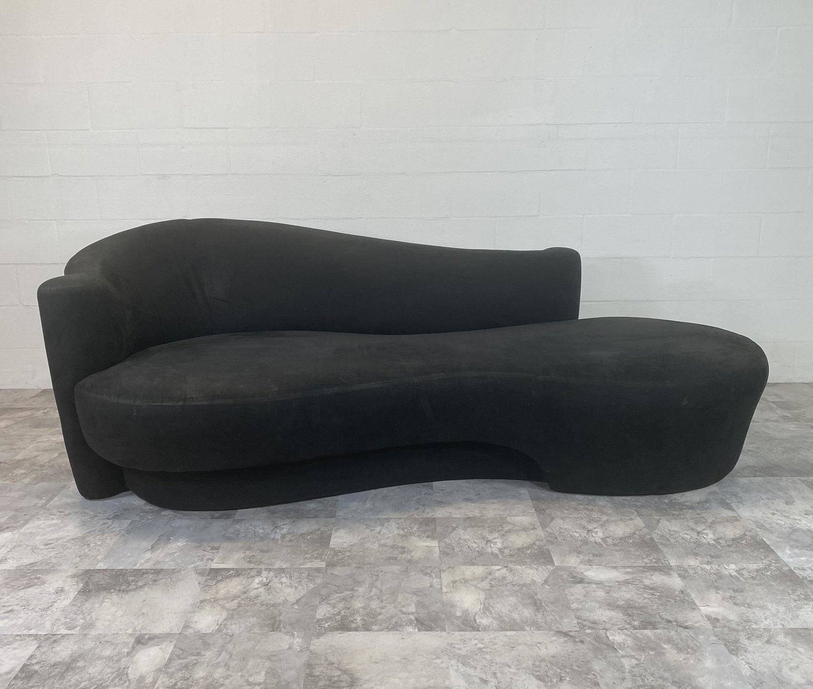 VLADIMIR KAGAN FOR WEIMAN SOFA: ZEBRA PRINT ON BACK, CLEAN. WITH TAG95 in H. 33 in D. 43 in SEAT H. 17 in