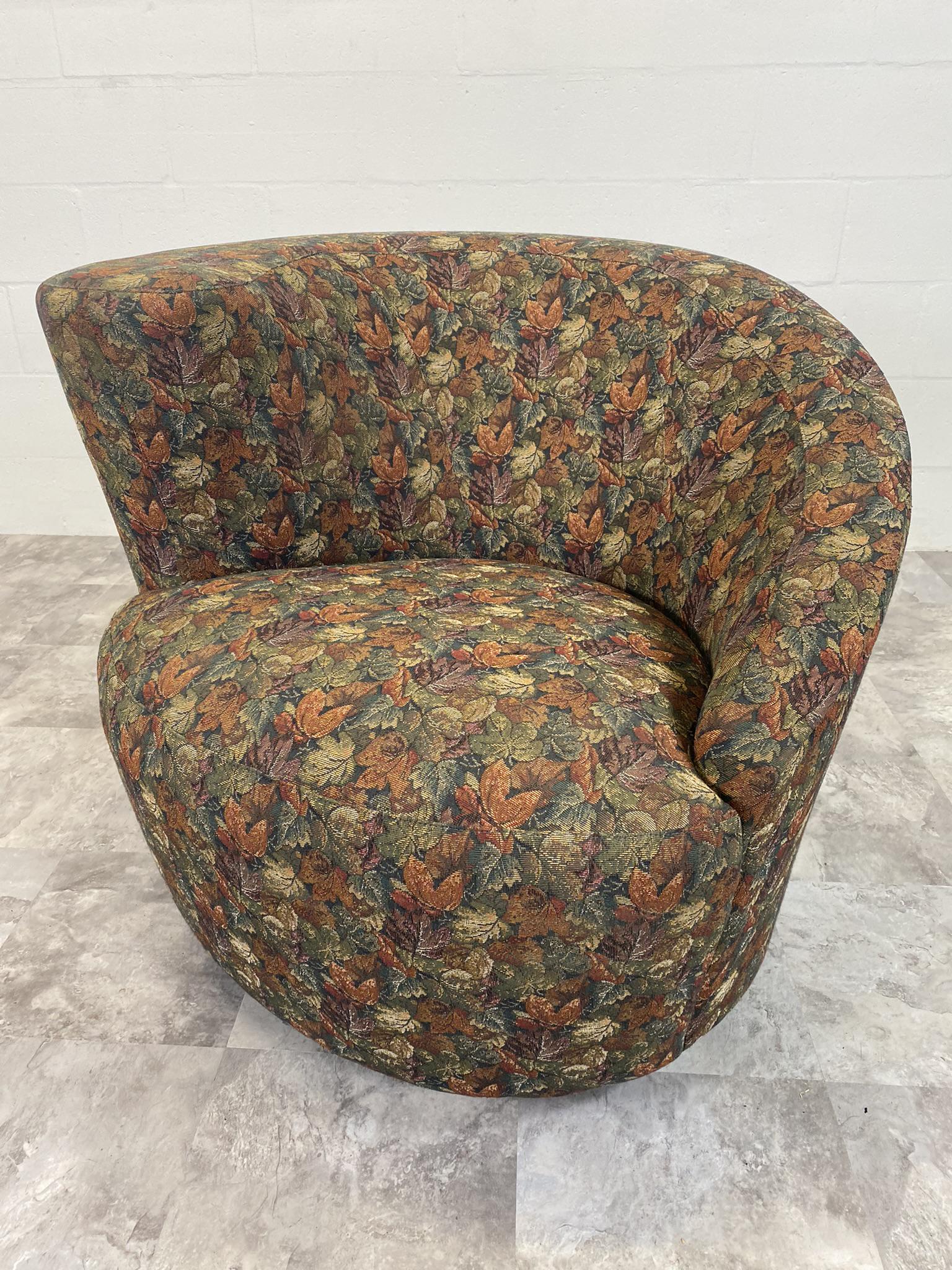 KAGAN-STYLE NAUTILUS CHAIR: WITH SWIVEL.