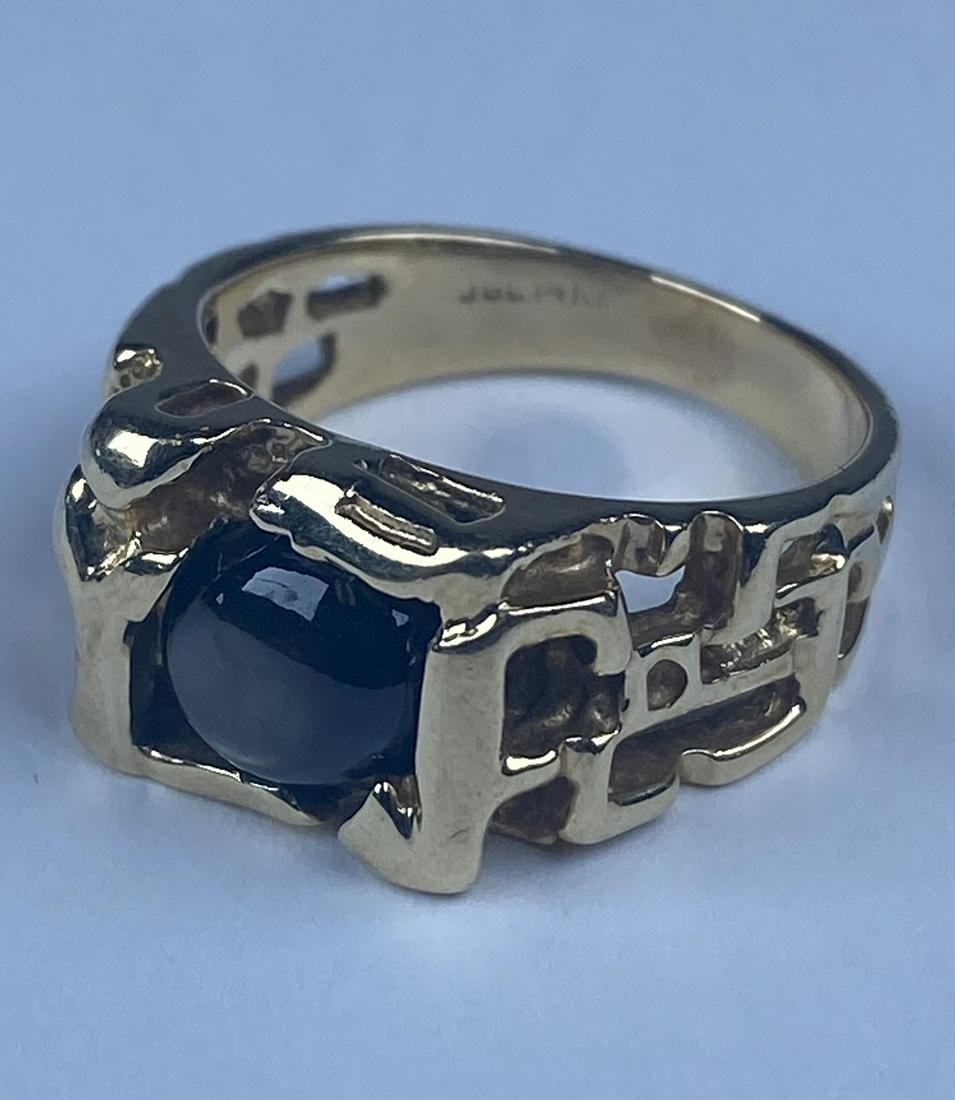 14K GOLD GENTLEMAN'S RING (1 of 1)