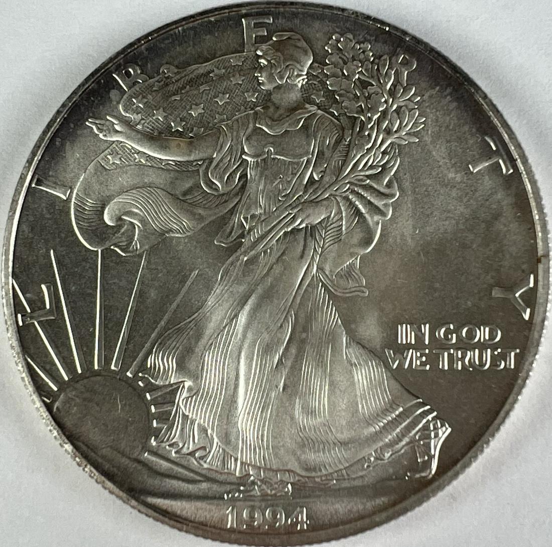 1994 AMERICAN SILVER EAGLE (1 of 2)