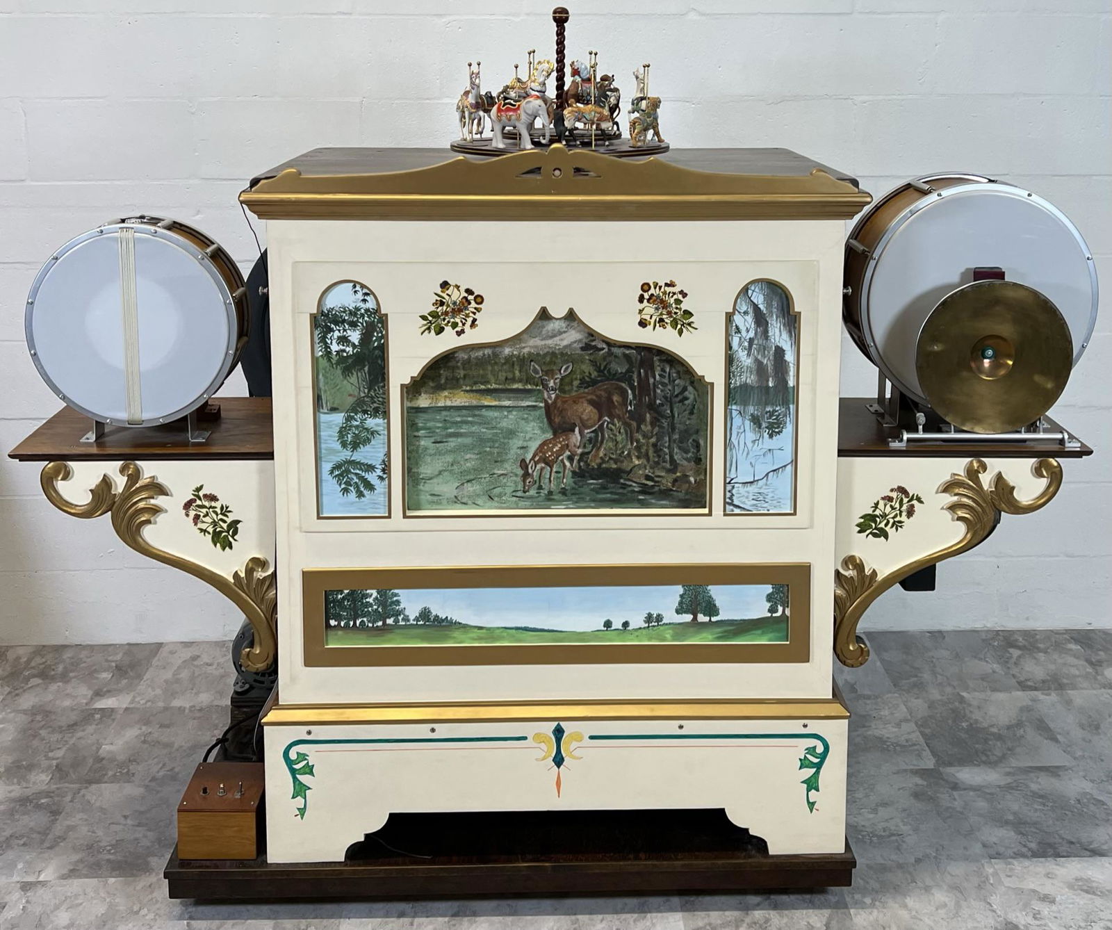 WURLITZER MILITARY BAND ORGAN (1 of 8)