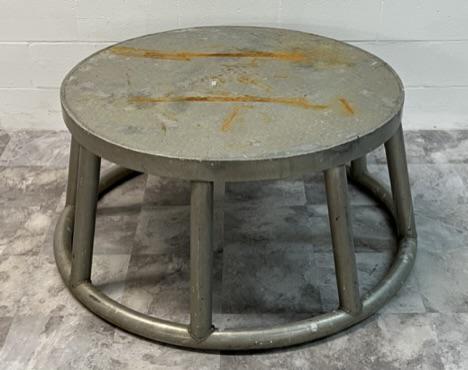 RINGLING BROS. BARNUM BAILEY ELEPHANT TUB (1 of 1)