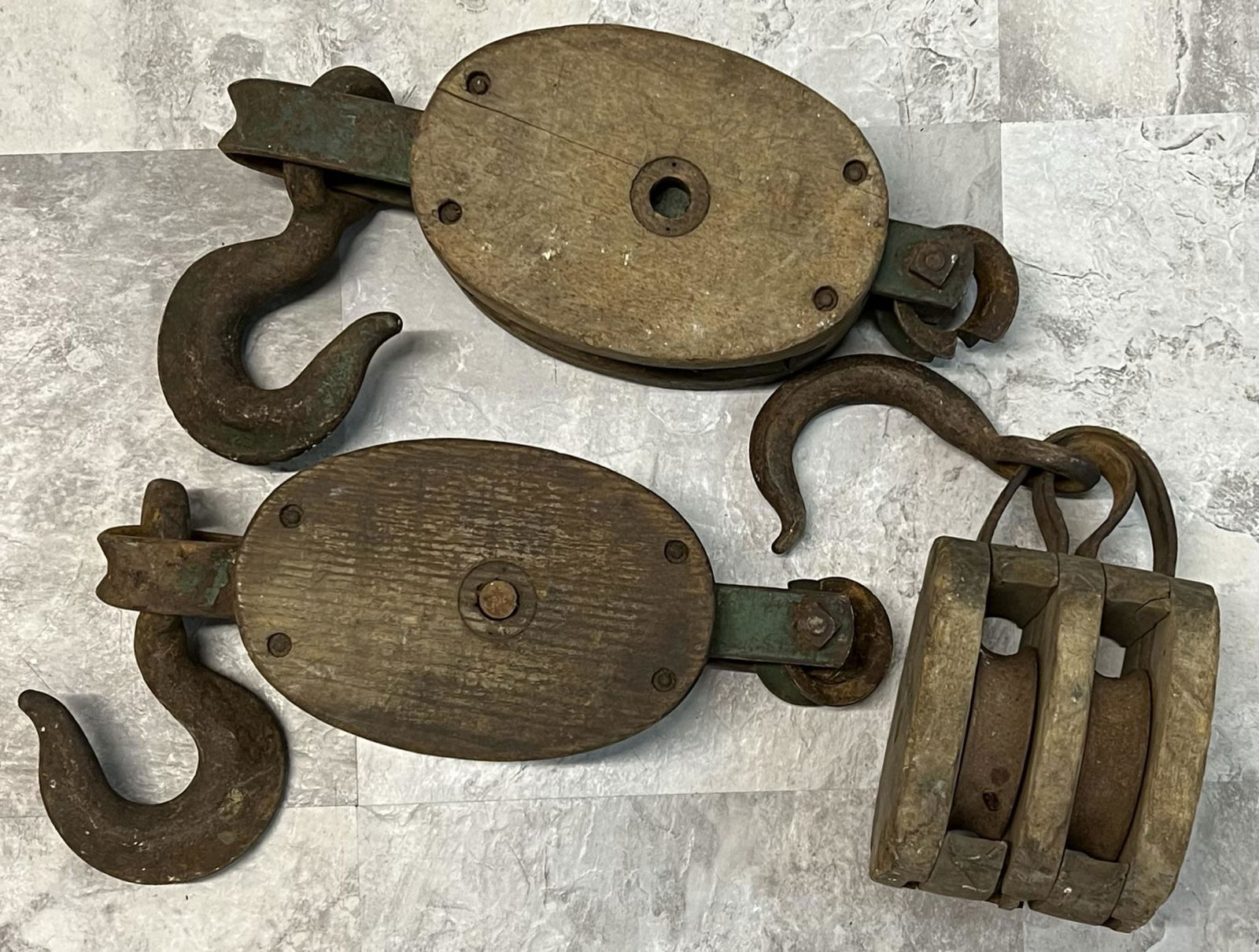 TRIO OF WOODEN BLOCK PULLEYS (1 of 1)