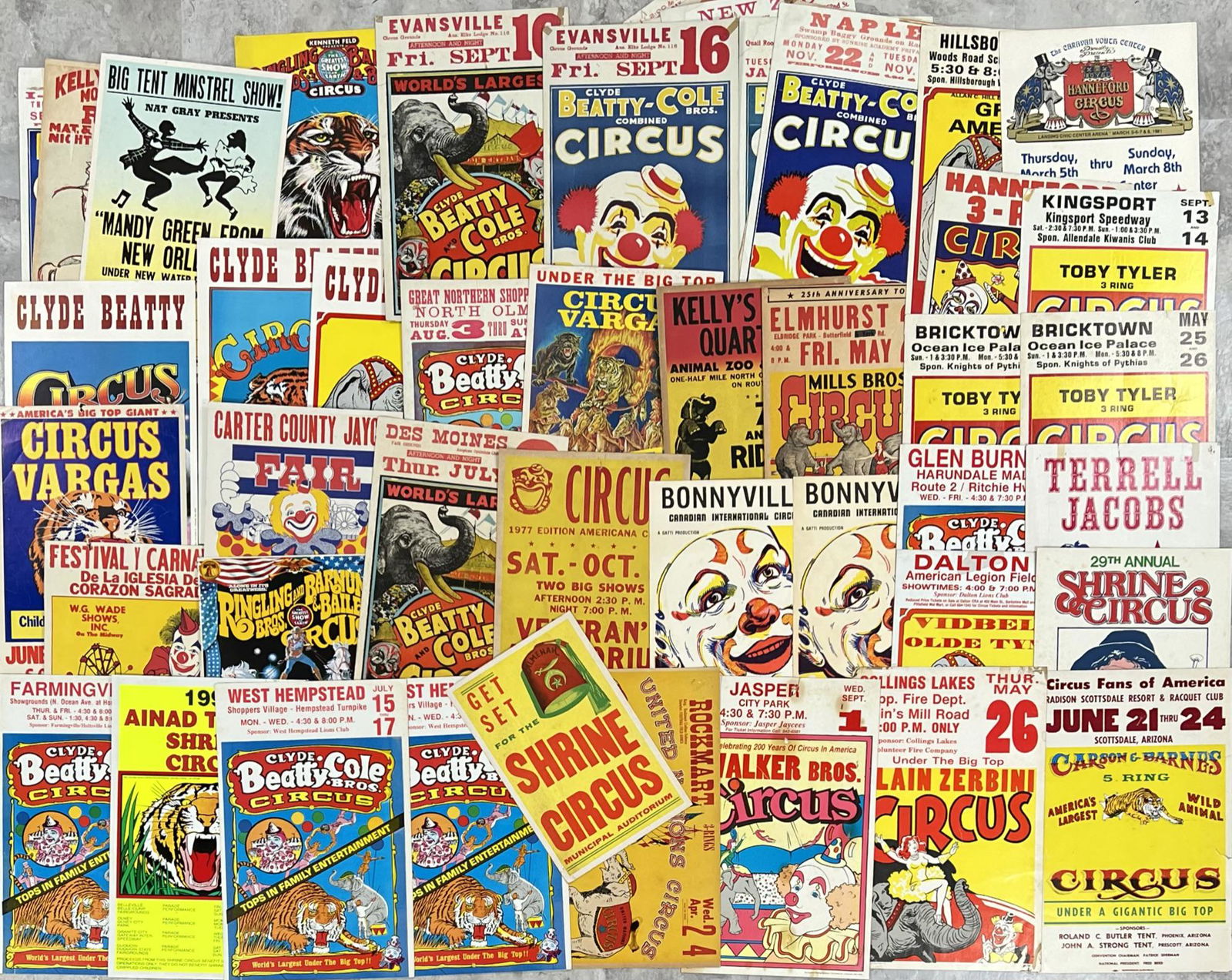 CIRCUS WINDOW CARDS (1 of 1)