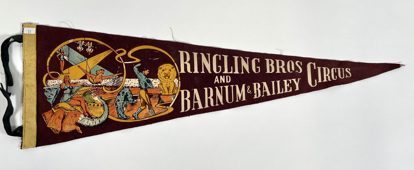 RINGLING BROS. BARNUM BAILEY CIRCUS PENNANT (1 of 1)