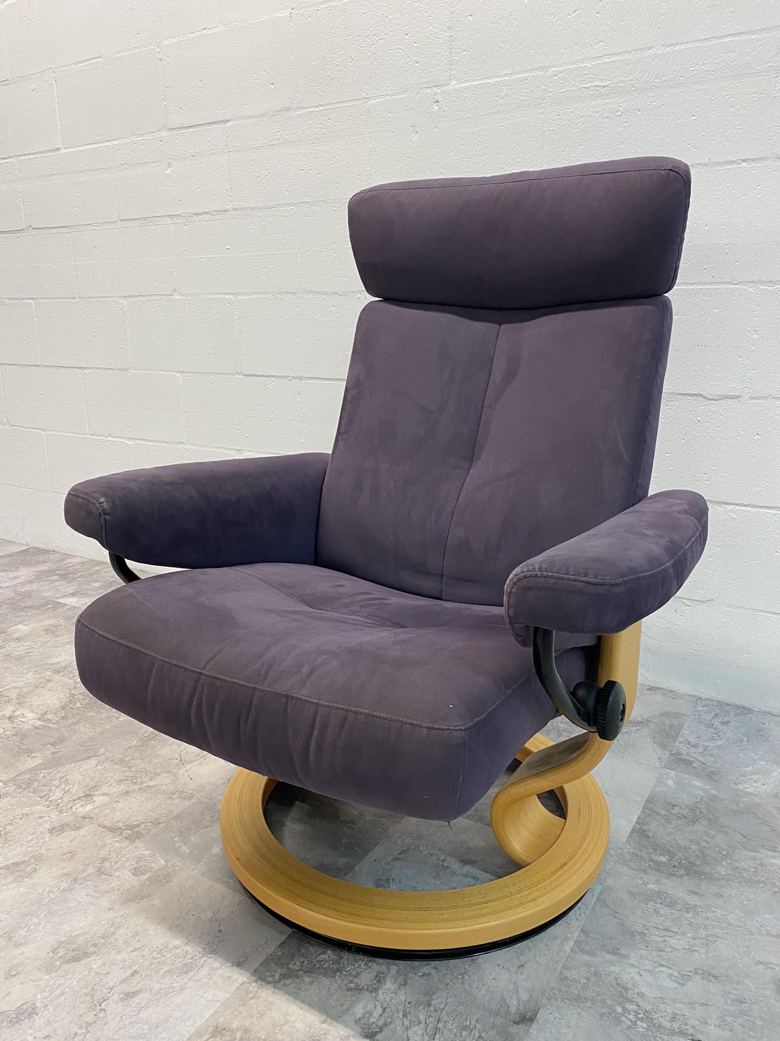 EKORNES STRESSLESS LOUNGE CHAIR: NO OTTOMAN, PURPLE SUEDE, CLEAN.
