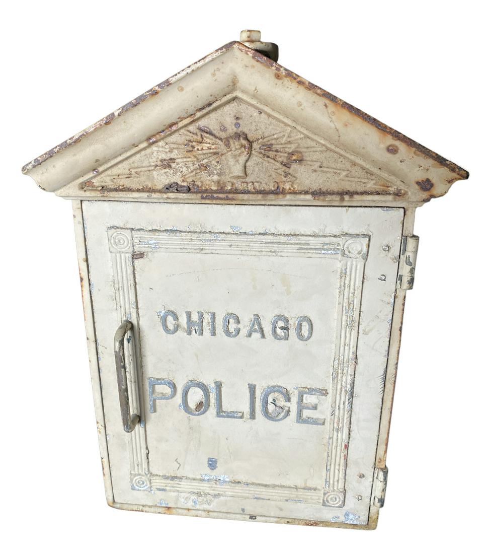 CHICAGO POLICE CALL BOX (0008) on Jan 14, 2023 Freedom Auction