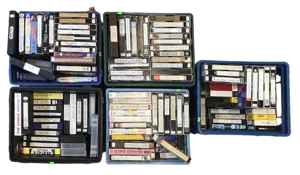 VAST CIRCUS VIDEO ARCHIVE VHS (1 of 1)