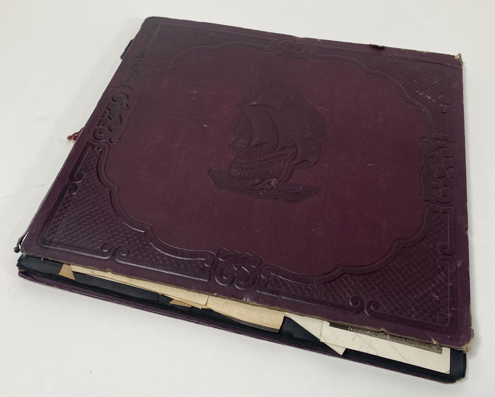 RAY FAMILY CIRCUS PHOTO SCRAPBOOK (1 of 5)