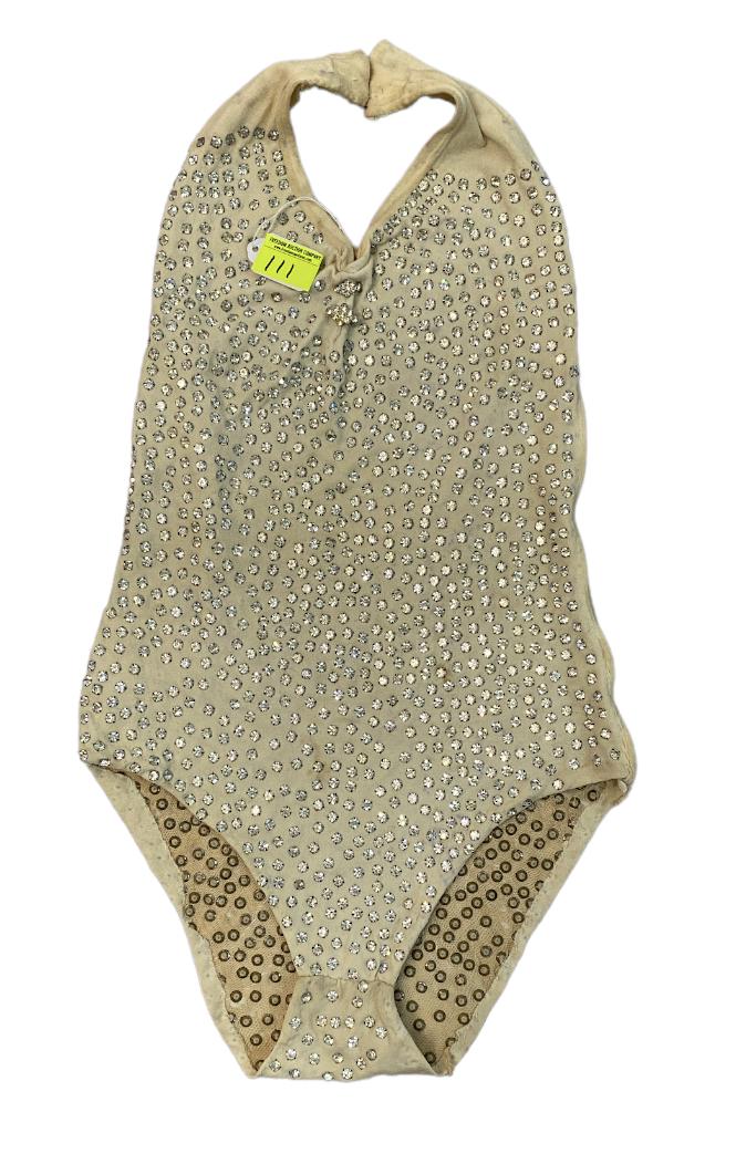 VINTAGE CIRCUS WARDROBE (1 of 1)