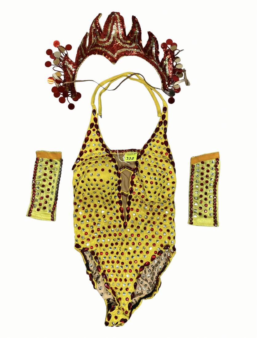 ZOPPE - SHERYLL FAMILY CIRCUS WARDROBE (1 of 1)