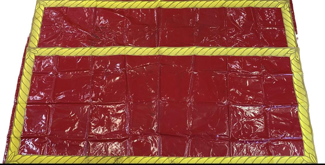 RBBB CIRCUS VINYL SCREENING (1 of 1)