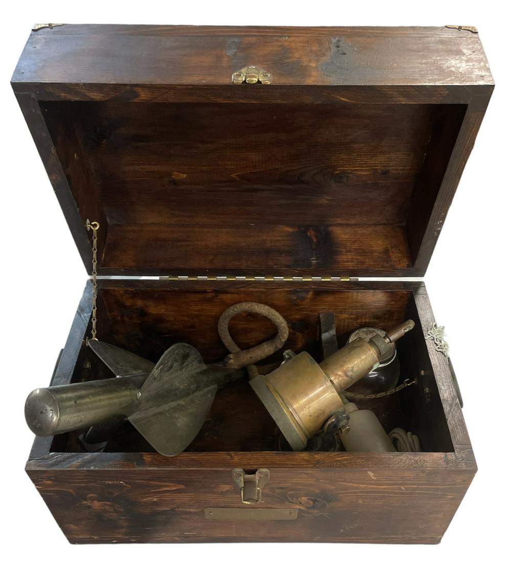 WALKER SHIP LOG: WALKER & SON, LTD., BIRMINGHAM SHIP LOG, TRAMP XIX, WITH STORAGE BOX.