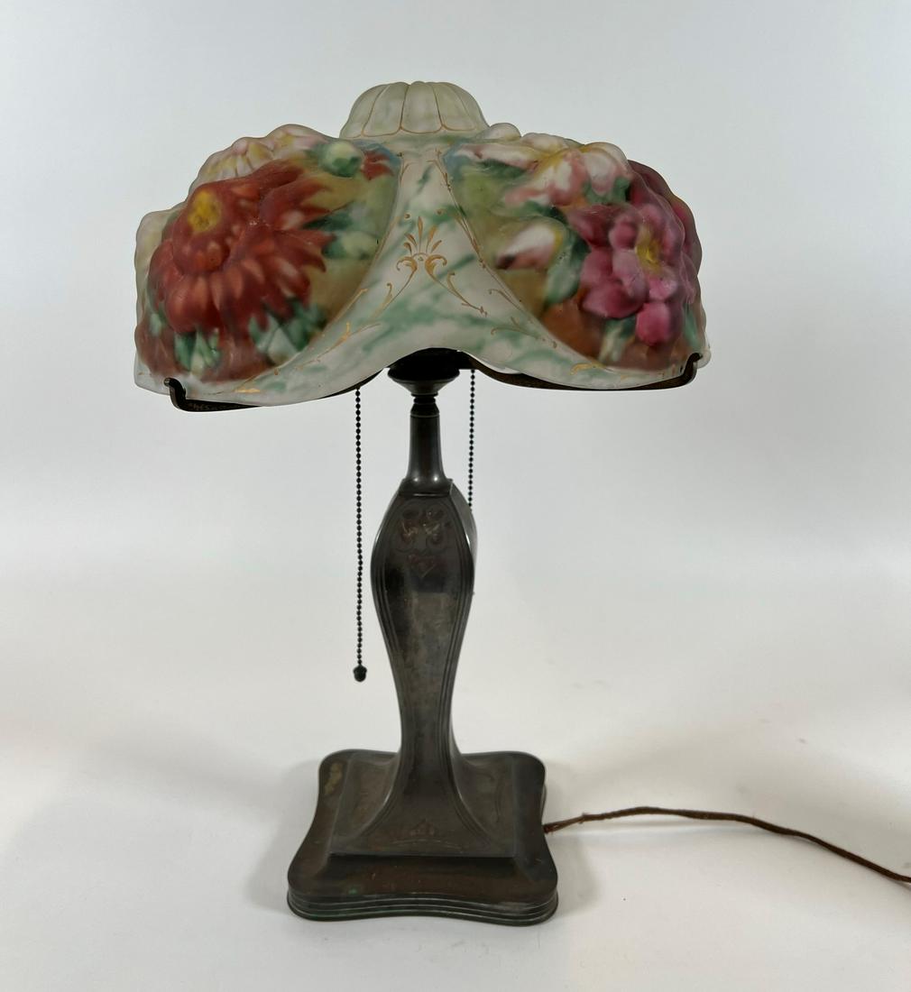 PAIRPOINT FLORAL PUFFY TABLE LAMP: REVERSE PAINTED SHADE WITH FLORAL MOTIF. WORKING. BASED MARKED PAIRPOINT 3084. REPAIR TO SHADE. 21"H