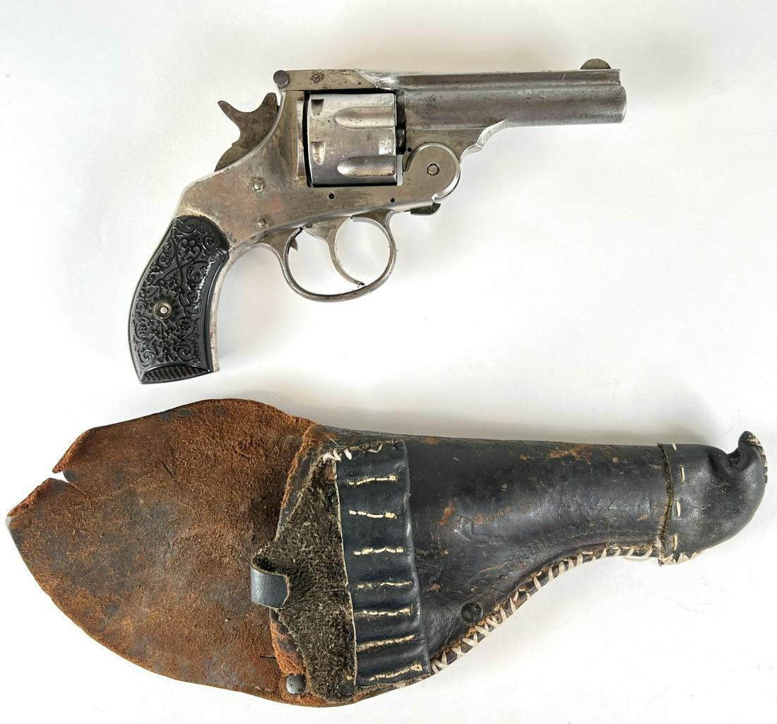 HARRINGTON & RICHARDSON REVOLVER: .32 CAL. MUST SHIP TO FFL. IN-HOUSE TRANSFERS, PICK UP AVAILABLE.