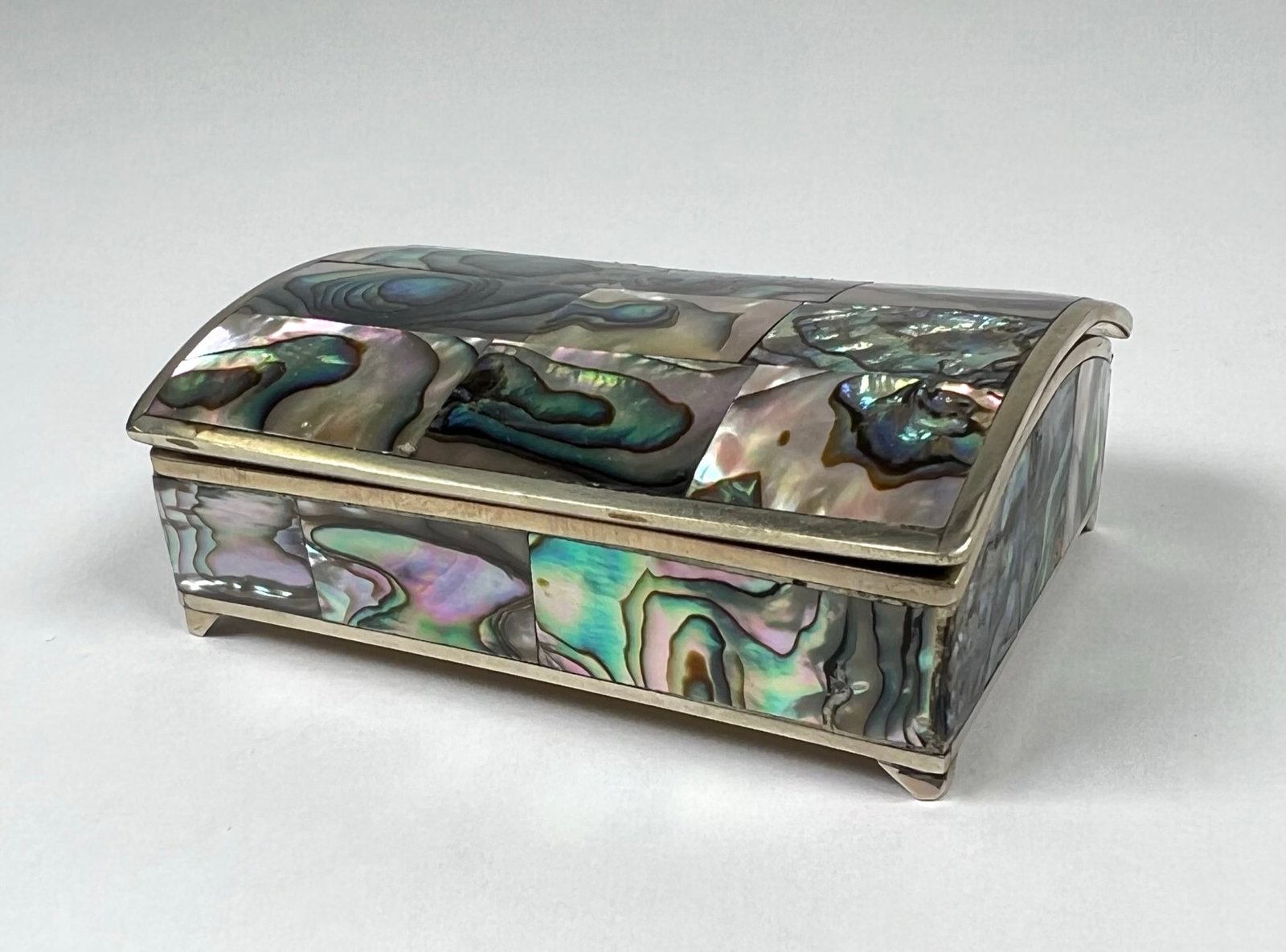 Alpaca Mexico Abalone Mother of Pearl Trinket Box: Hinged trinked box, rosewood lined. 3"x2.5"x1". 123 grams total weight