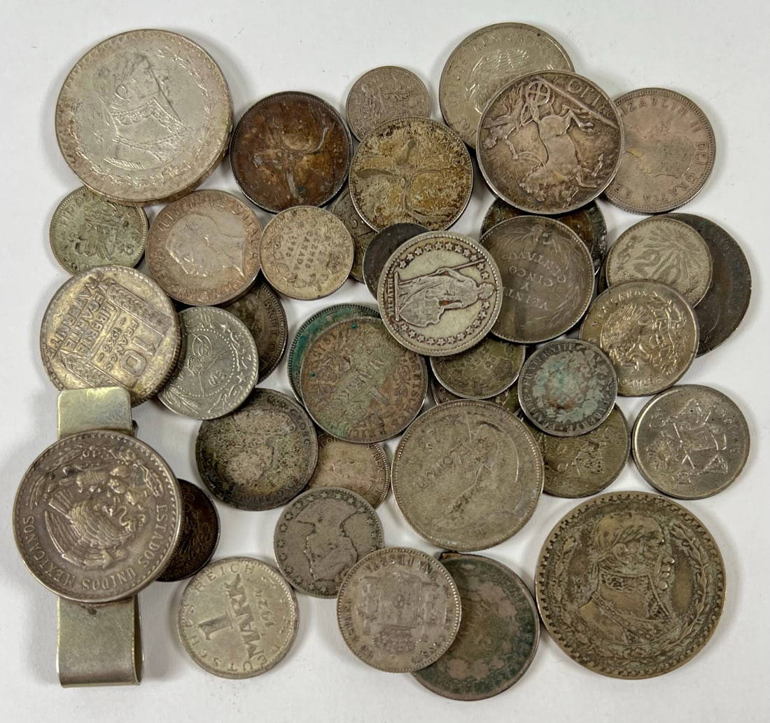 World Traveler's Silver Coin Collection Auction