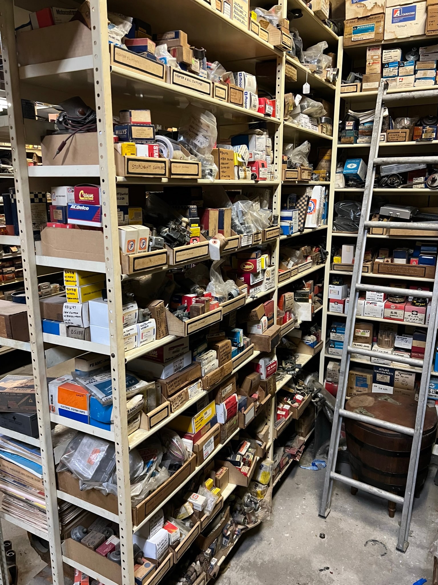 Jeep - Willys 4WD parts house - lot: Gauges, electrical, terminals, spark plugs, lenses, gaskets, books and more. Florida Four Wheel Drive & Truck Parts - Specializing in Jeep and Willys parts operated since the early 1970's and closed i