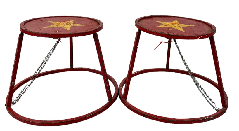 TIGER STANDS (1 of 2)