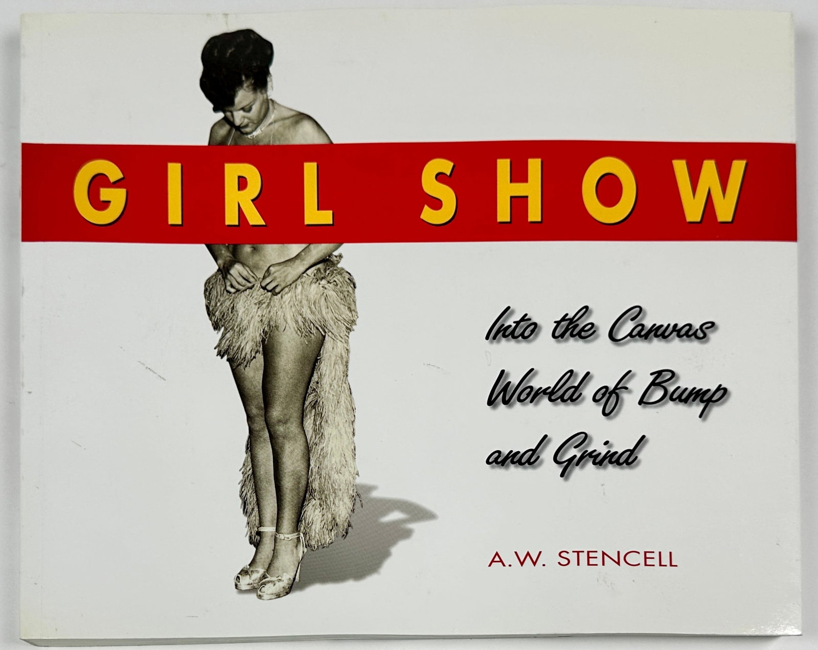 GIRL SHOW - A.W. STENCELL (1 of 3)