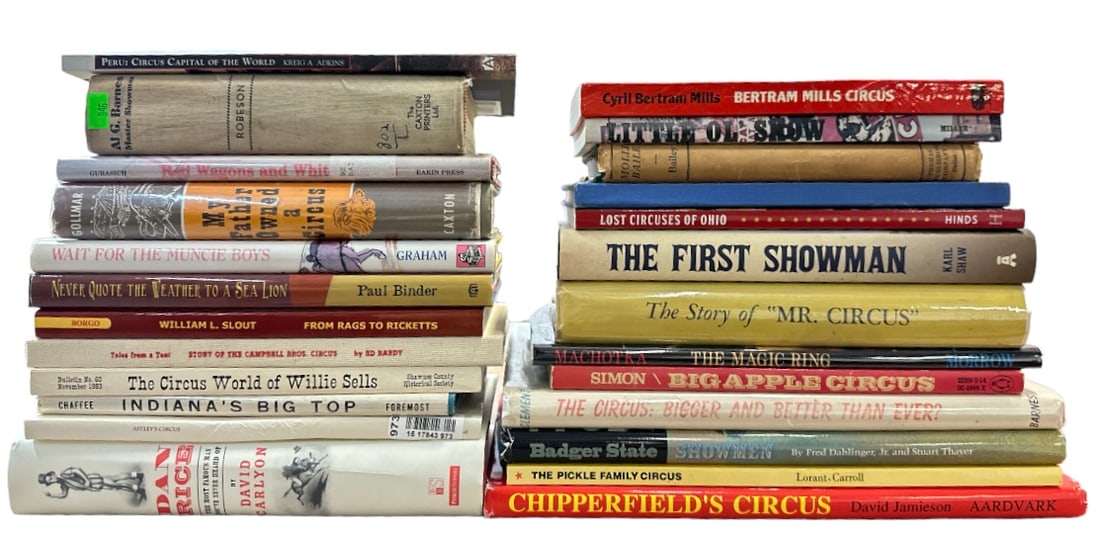 CIRCUS BOOKS COLLECTION (1 of 1)