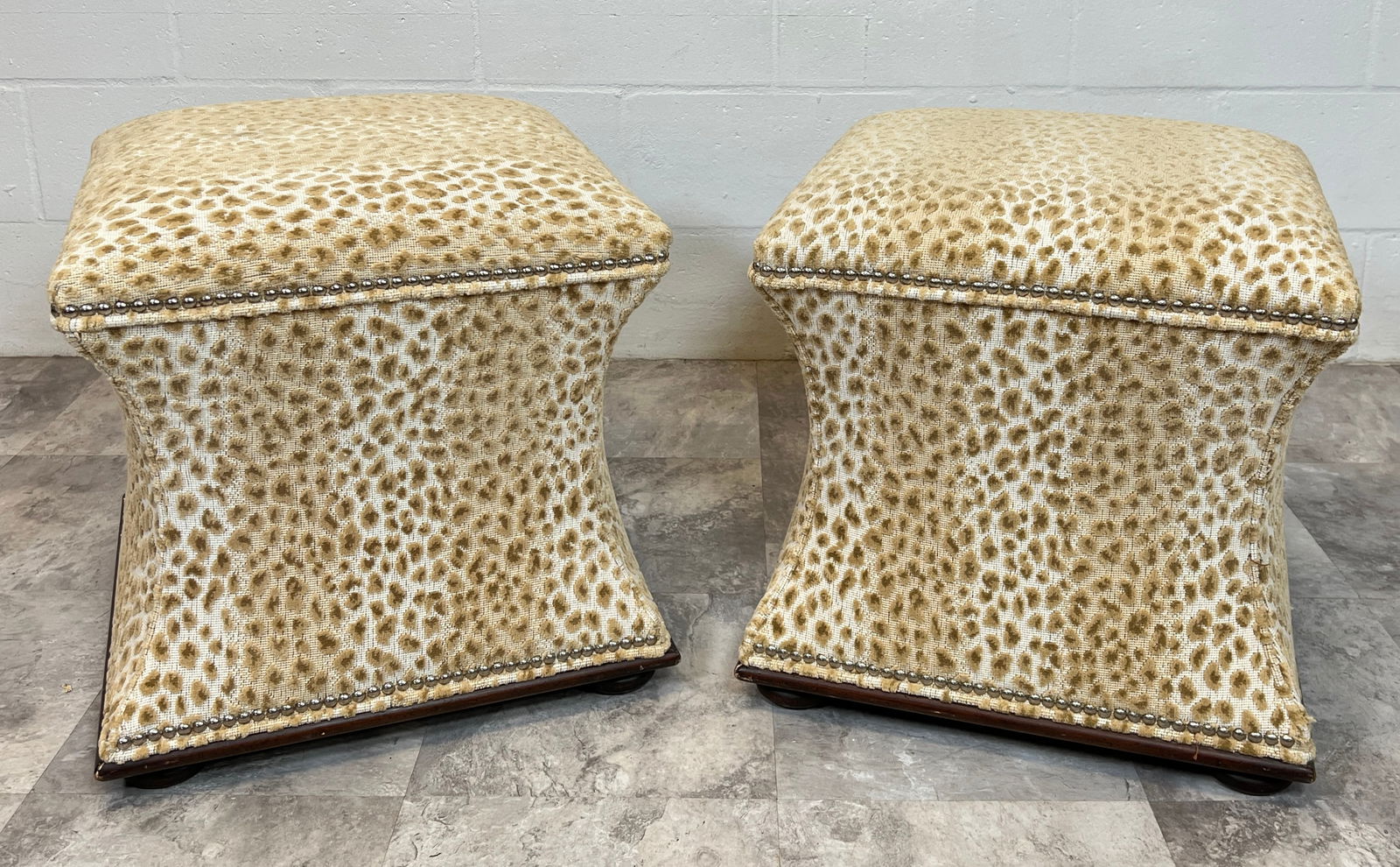 CHEETAH PRINT TAPERED STOOLS (1 of 1)