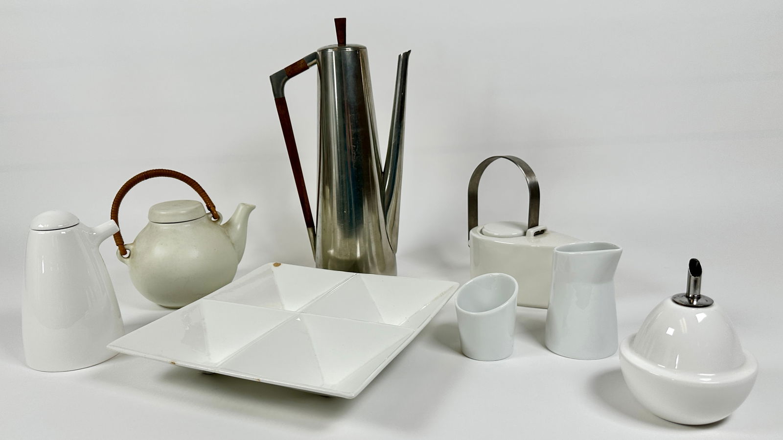 VINTAGE SERVING ITEMS (1 of 6)