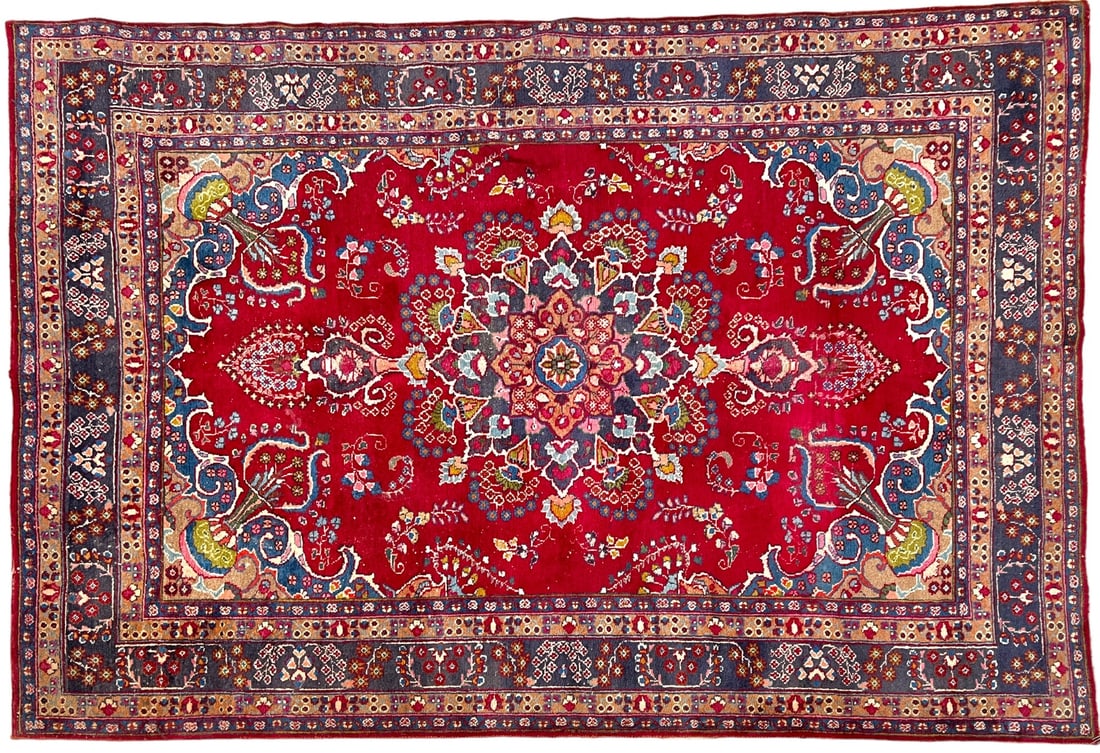 ORIENTAL AREA CARPET (1 of 2)