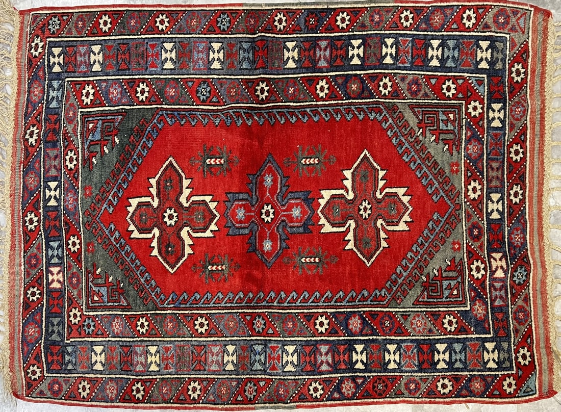 TURKISH OUSHAK SCATTER CARPET (1 of 2)