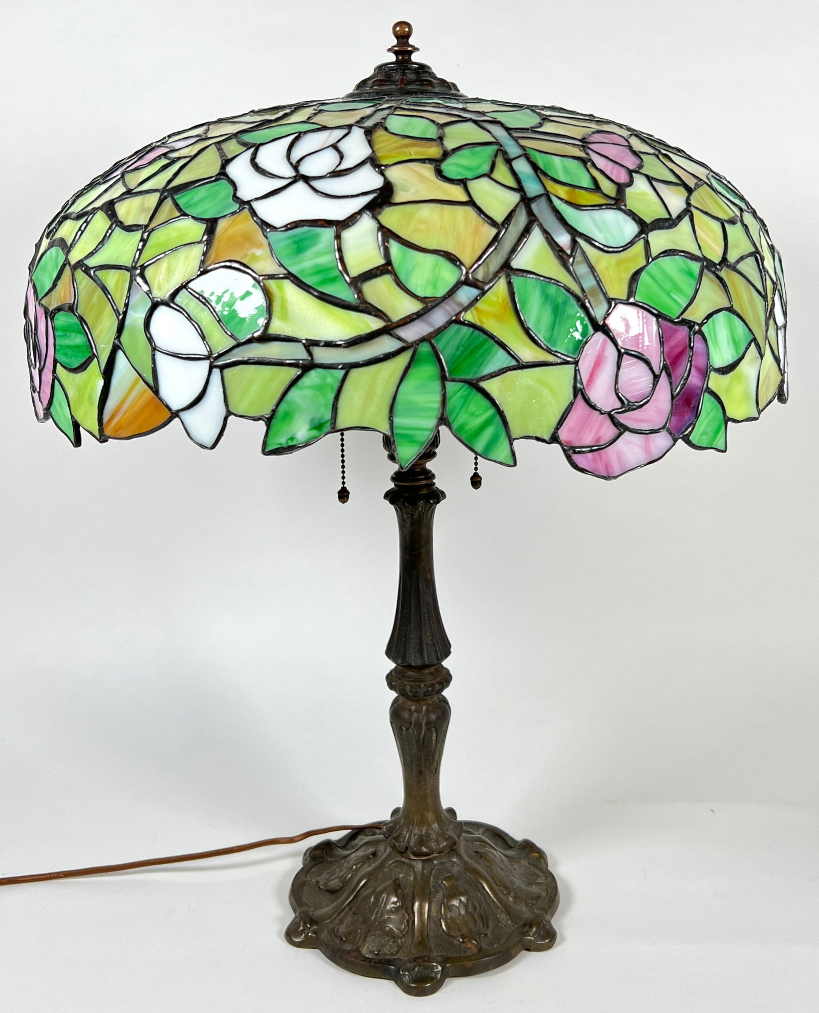 ROSE ANTIQUE STAINED GLASS LAMP (1 of 3)