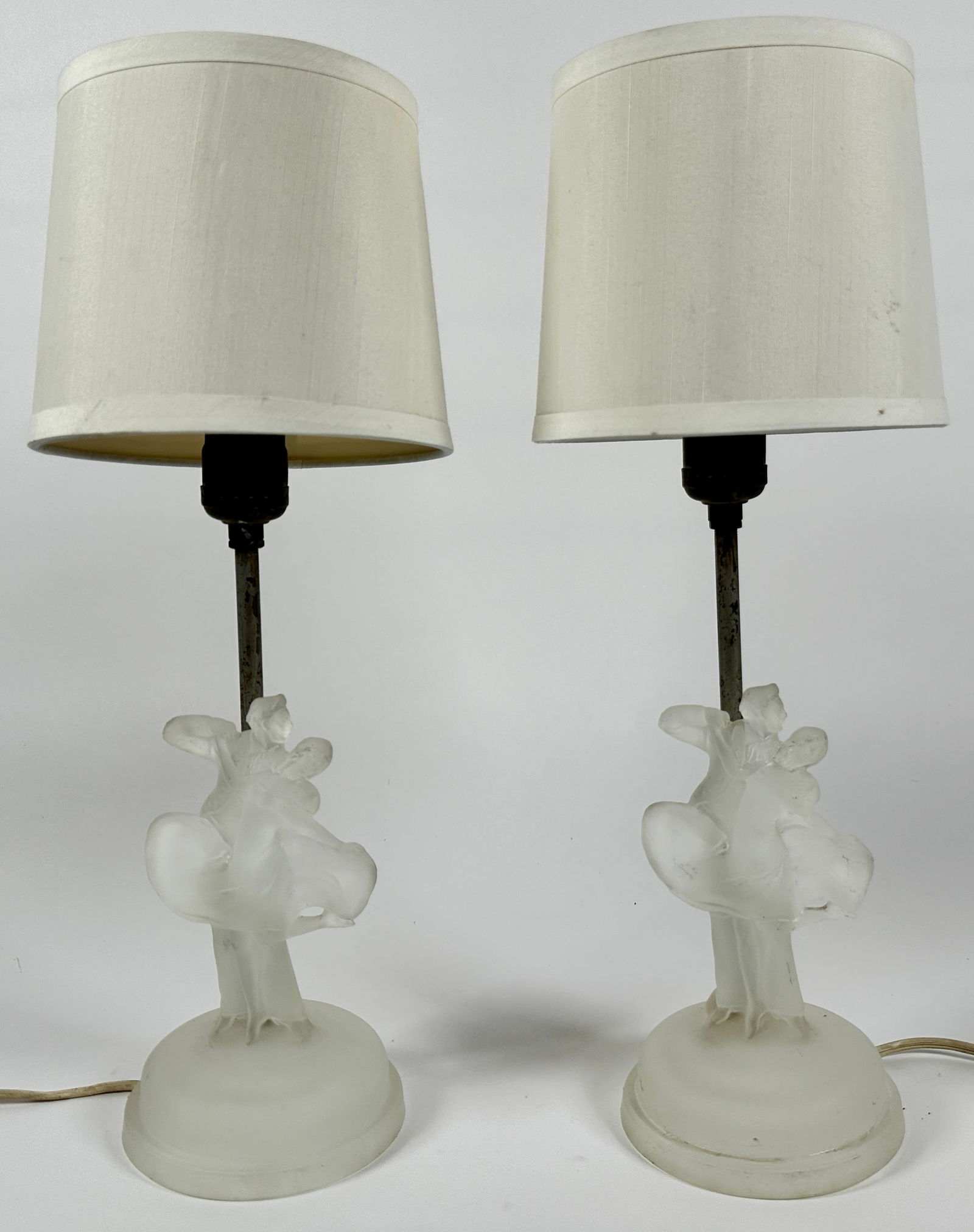 PAIR ART GLASS TABLE LAMPS (1 of 2)