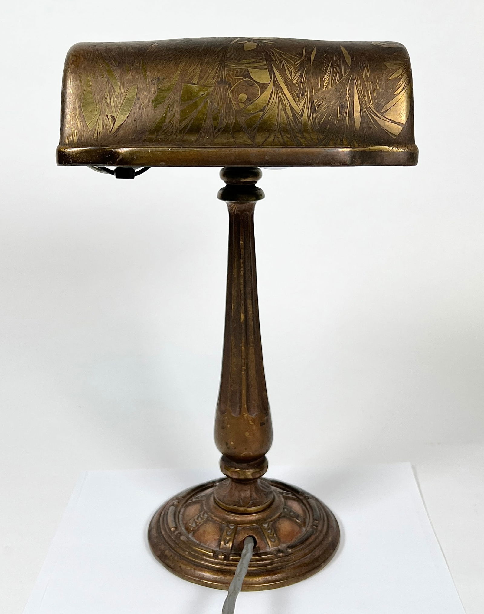VINTAGE BRASS DESK LAMP (1 of 1)