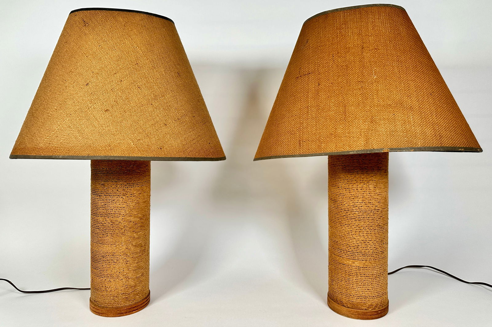 VINTAGE TABLE LAMPS (1 of 1)