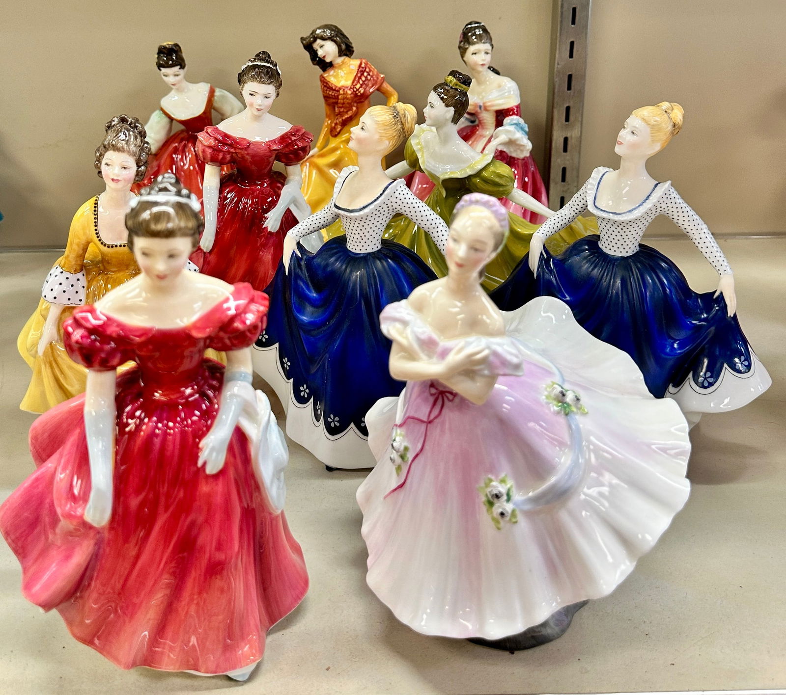 LARGE ROYAL DOULTON COLLECTION (1 of 1)