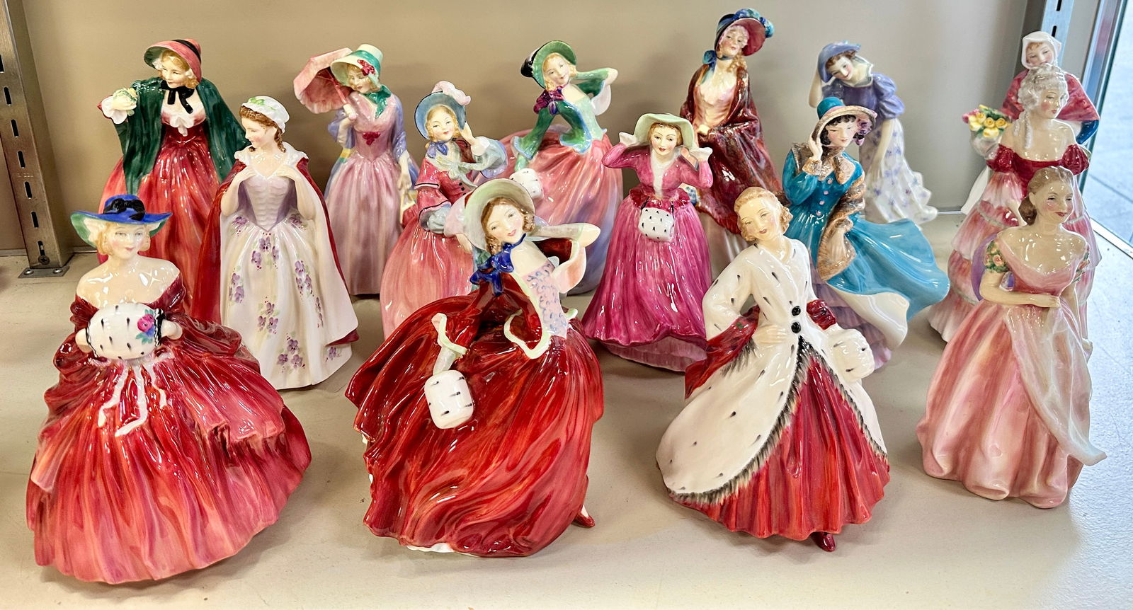 LARGE ROYAL DOULTON COLLECTION (1 of 1)