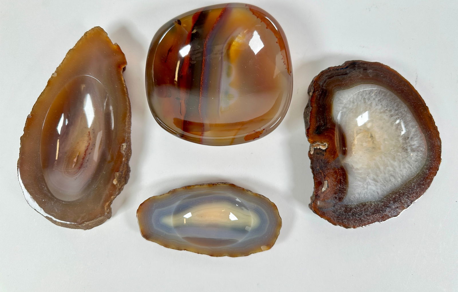 POLISHED GEODE SLICE DISHES (1 of 2)