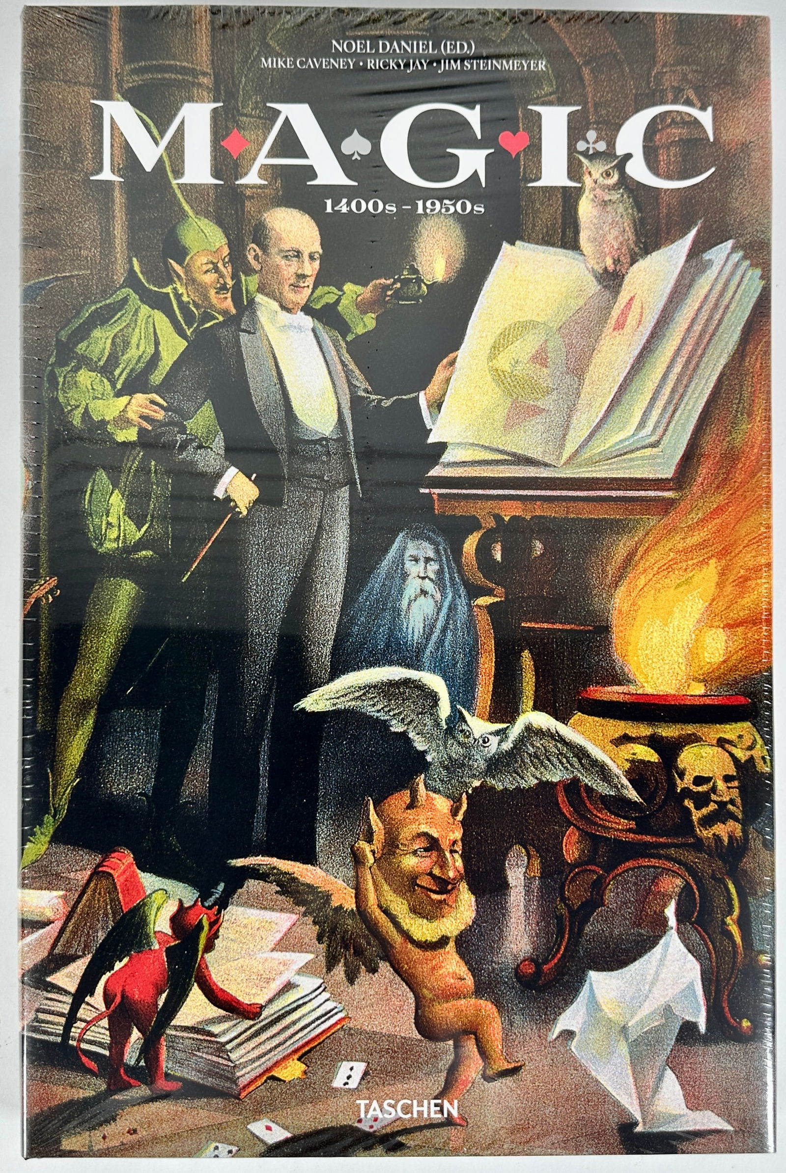 MAGIC - TASCHEN (1 of 2)