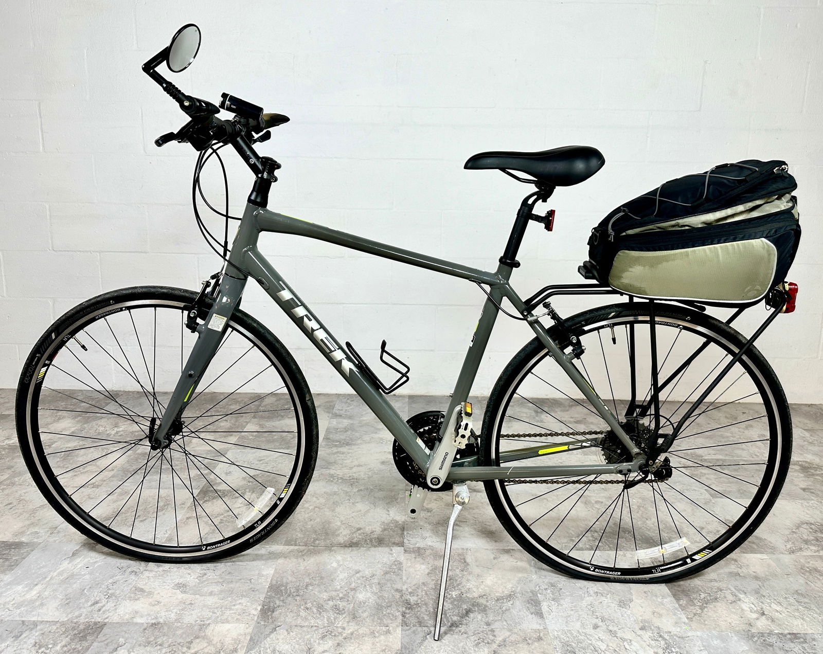 TREK FX SERIES 7.4 BICYCLE (1 of 9)