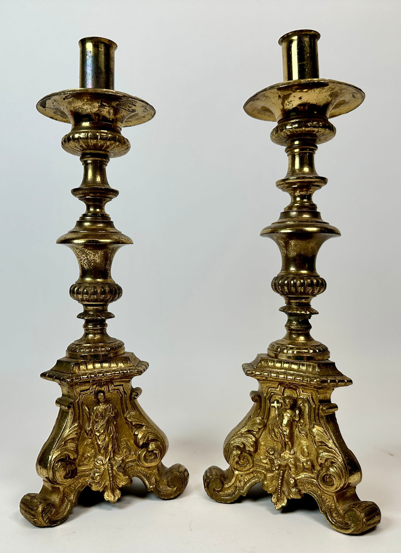 VINTAGE BRASS CANDELABRA (1 of 1)