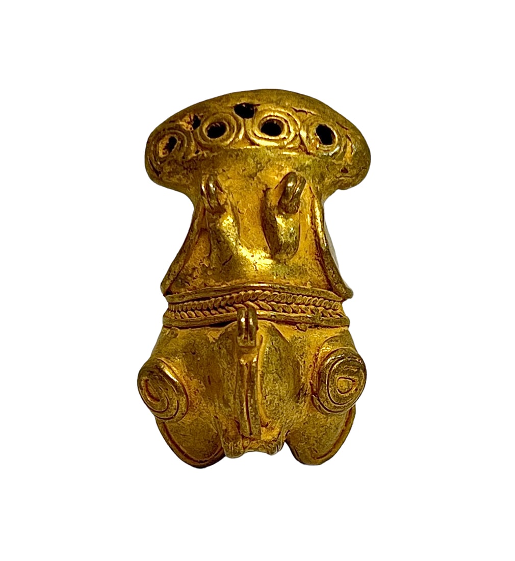 COLUMBIAN TAYRONA TUMBAGA: BAT TUMBAGA. 1.5"