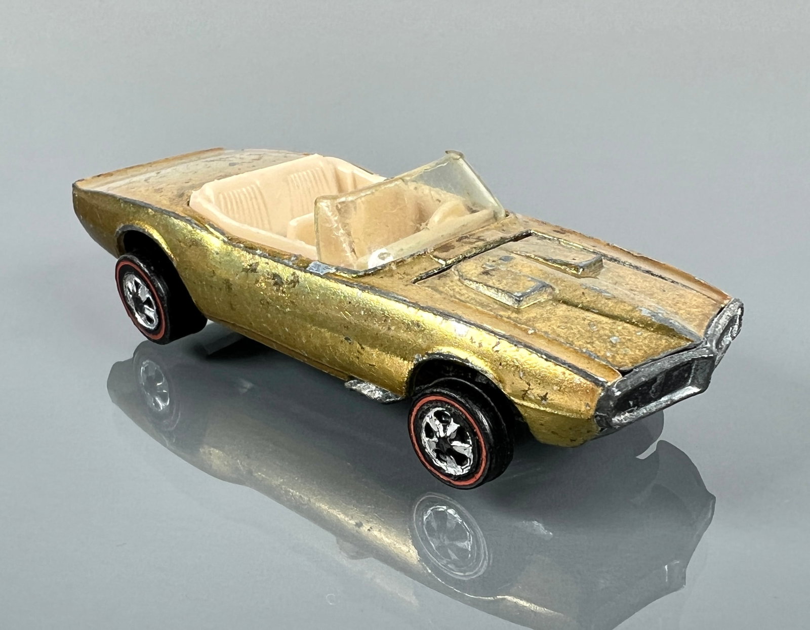 HOT WHEELS - Custom Firebird 1968 US: 6212, Gold, VG, light edge wear, wheels 90-95%, few micros & paint pops, good base