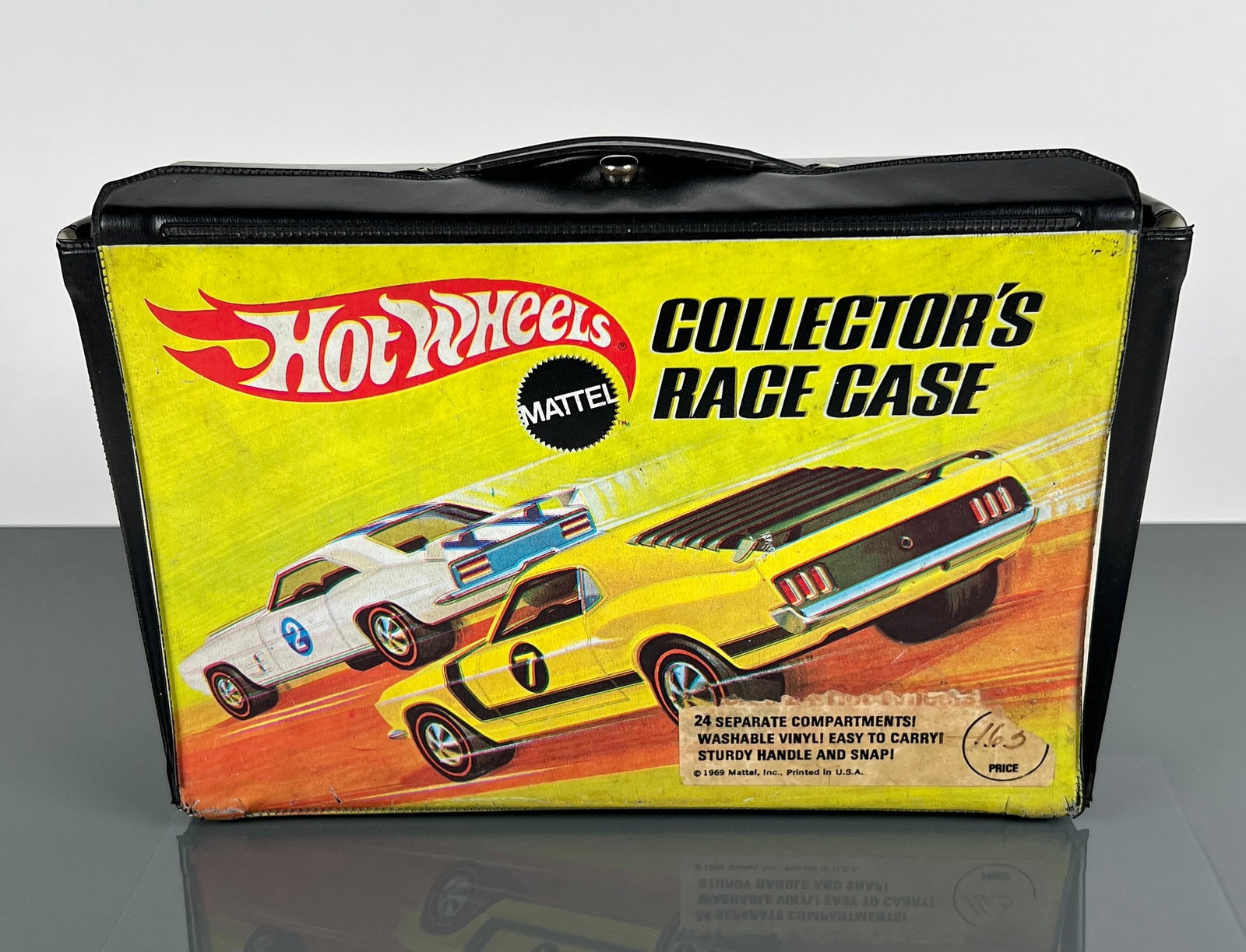 HOT WHEELS - 1970 HW Race Case 1970: 24 Car Race Case #4976 Trans Am & Mustang - Good