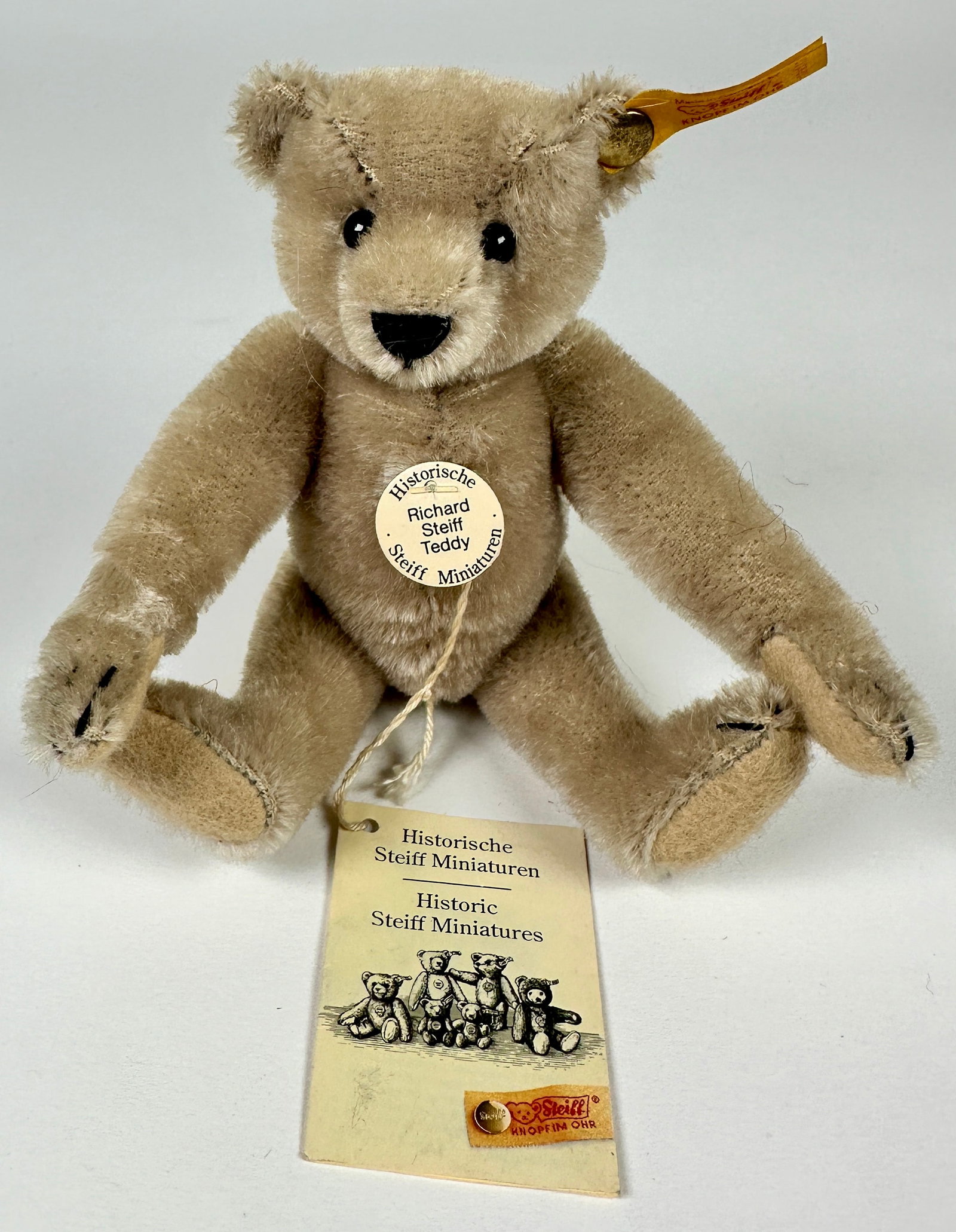 STEIFF - LLTBC 250 TEDDY BEAR: SPECIAL EDITION TEDDY SALUTES STEIFF. 10"