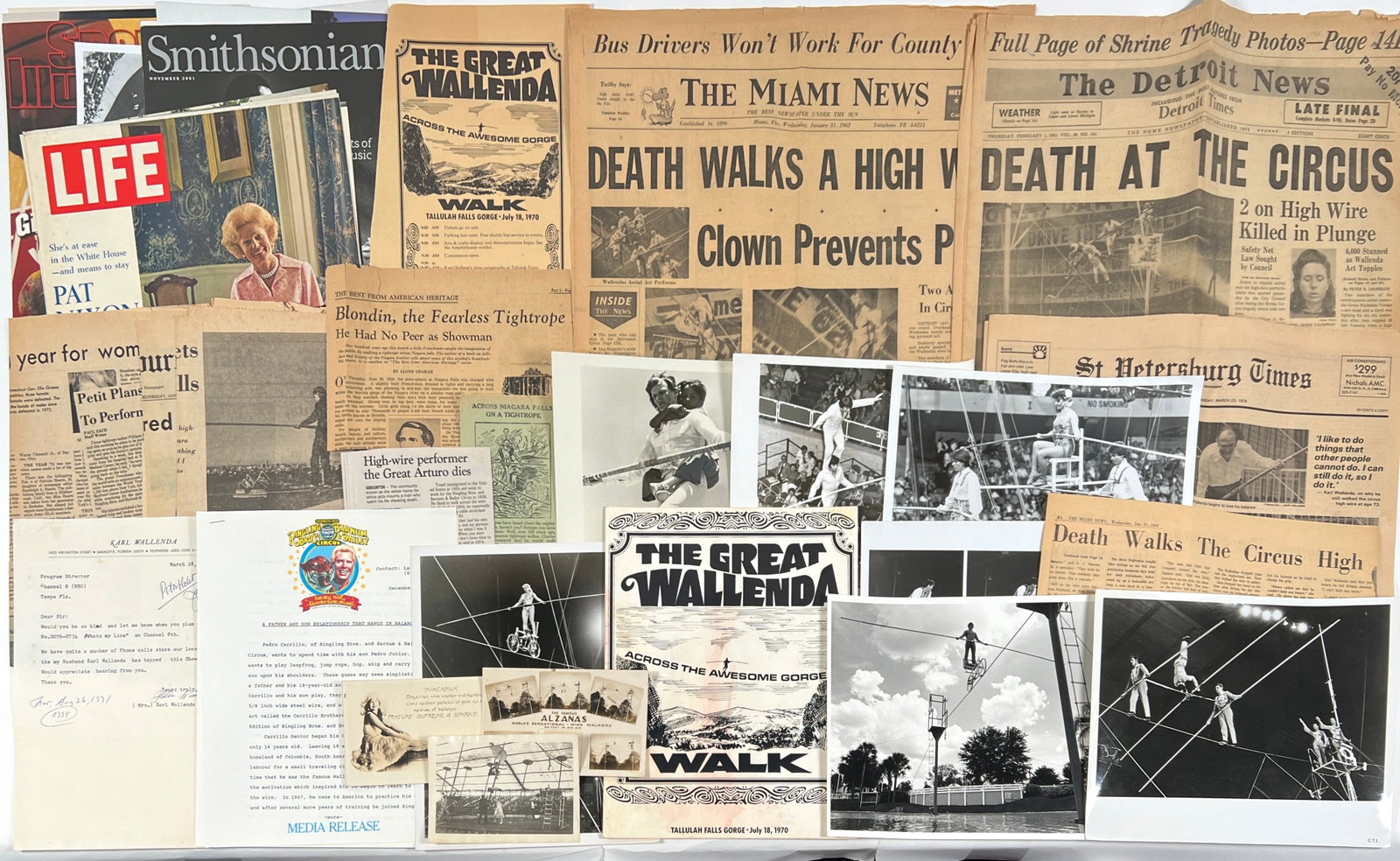 WIREWALKERS CIRCUS FOLIO: A FOLIO DEDICATED TO WIREWALKERS. INCLUDES NEWSPAPERS, PHOTOS AND MORE.