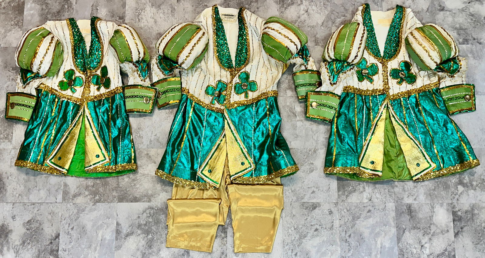 SHOW PARADE WARDROBE (1 of 4)