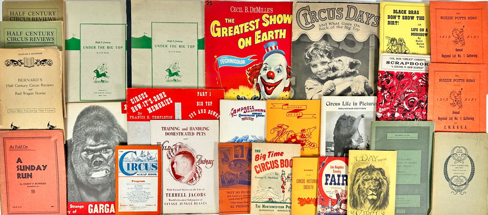 CIRCUS BOOK COLLECTION (1 of 4)